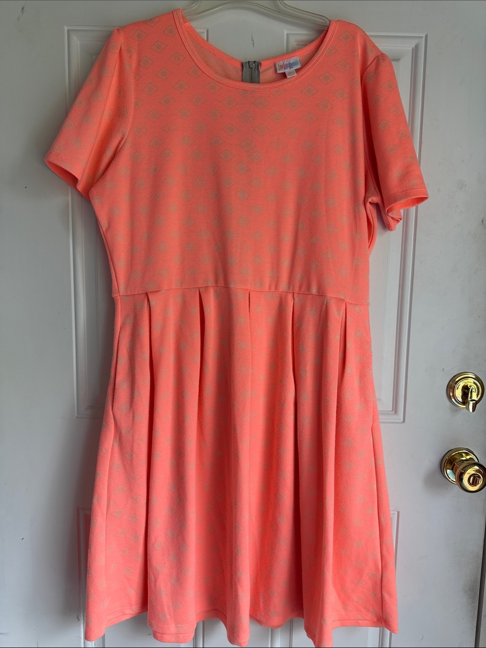 LuLaRoe Coral Pink Short Sleeve Fit & Flare Dress